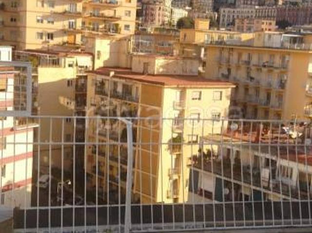 Attico in affitto a Municipalità 1, Napola
