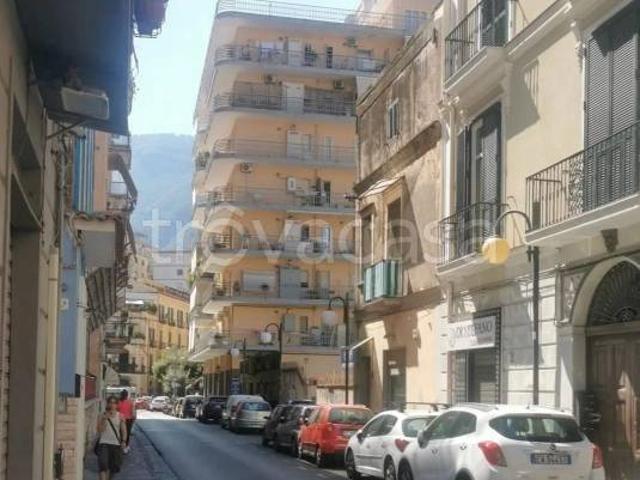 Appartamento in affitto a Castellammare Di Stabia, Campania