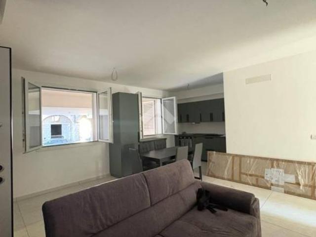 Appartamento in affitto a Afragola, Campania