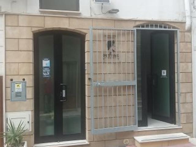 Ufficio in affitto a Puglia, Taranto