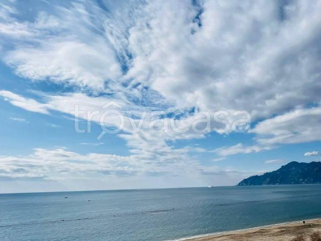 Appartamento in affitto a Mercatello, Salerno