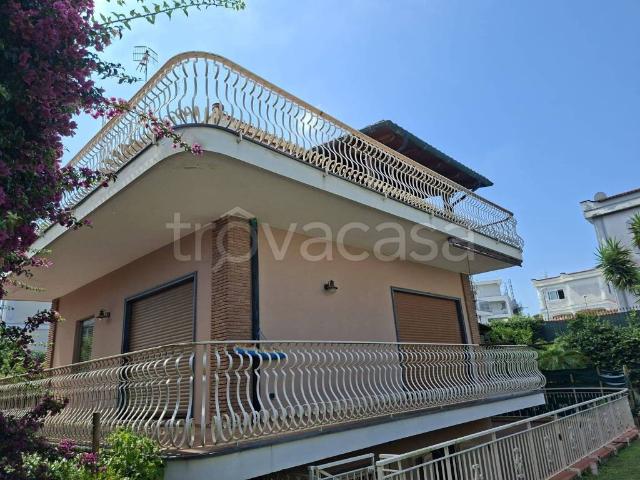 Villa Indipendente in affitto a La Schiana, Pozzuoli