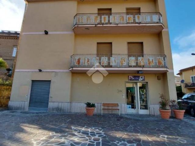 Villa Indipendente in affitto a Sant'agata De' Goti, Campania