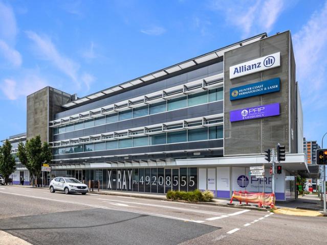 Office for rent in Charlestown, Newcastle-Maitland