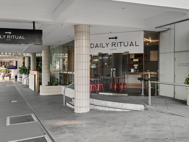 Retail for rent in Toombul, Queensland