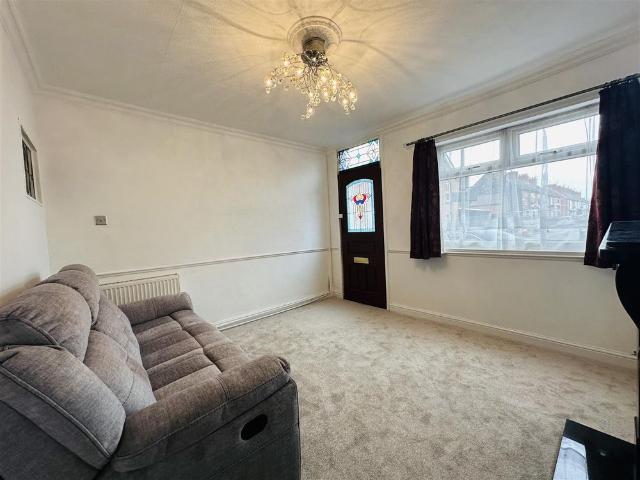 House for rent in Chilvers Coton, Camp Hill