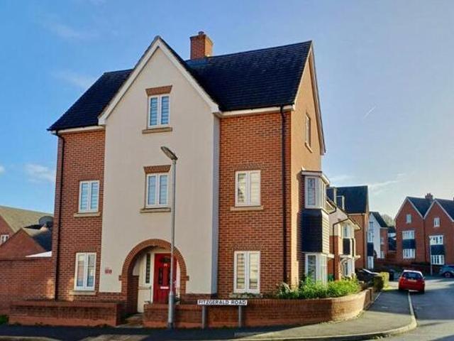 House for sale in Northampton, Northamptonshire