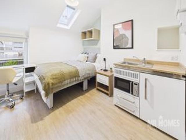 Apartment for rent in Falcon Lodge, Wales