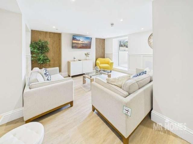 Apartment for rent in Falcon Lodge, Wales