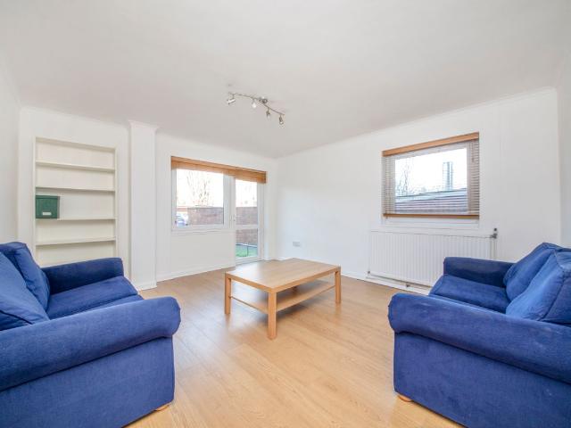 Apartment for rent in Earlsfield, Greater London