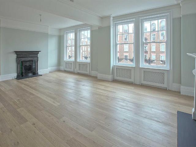 Apartment for rent in West Kensington, Greater London