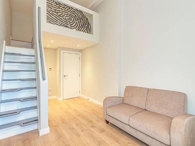 Apartment for rent in Belsize Park, Greater London