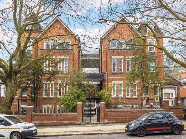 Studio for rent in Belsize Park, Greater London