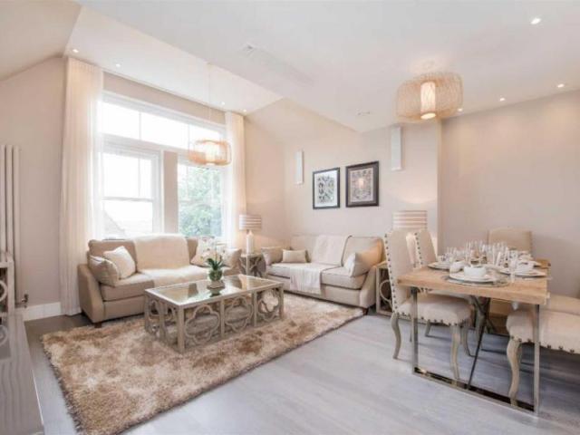 House for rent in Belsize Park, Greater London