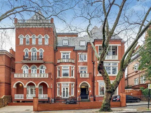 Apartment for rent in Belsize Park, Greater London