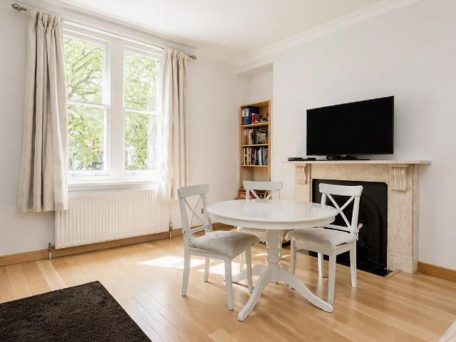 Apartment for rent in Belsize Park, Greater London