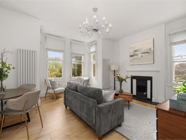 Apartment for rent in South Hampstead, Greater London