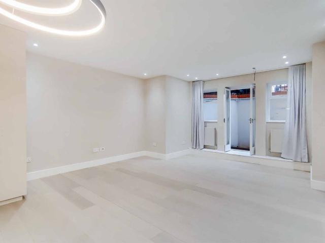 Apartment for rent in Belsize Park, Greater London
