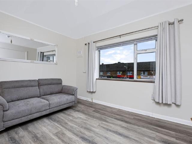 Apartment to rent in Bluebell, North Tipperary