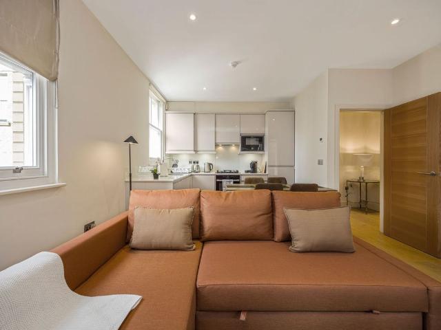 Apartment for rent in East Marylebone, Mayfair