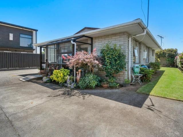 Apartment for rent in Hillsborough, Taranaki