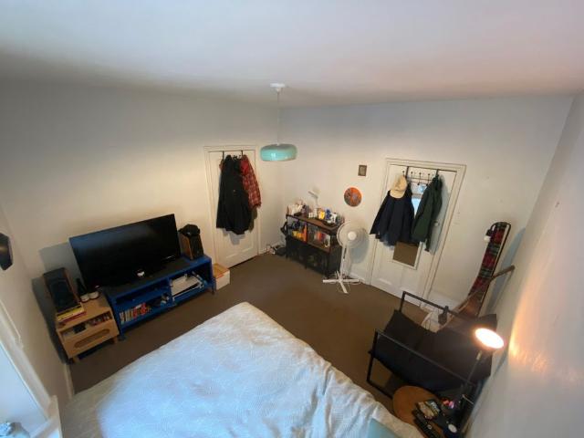 Room for rent in Camerons Creek, Victoria