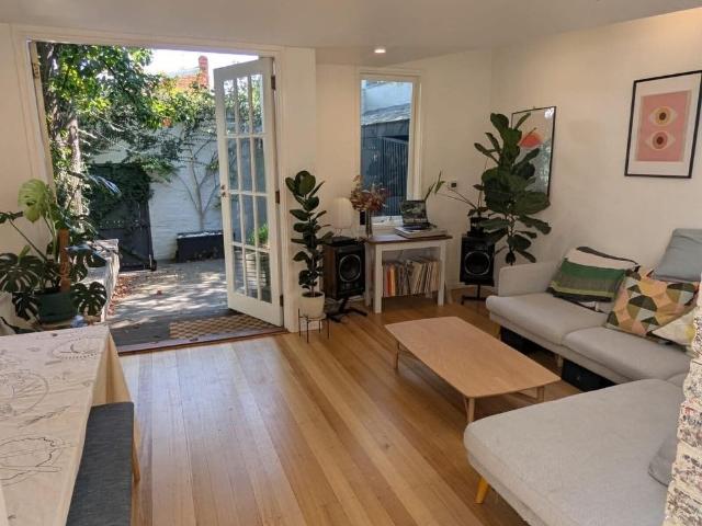 Room for rent in Camerons Creek, Victoria