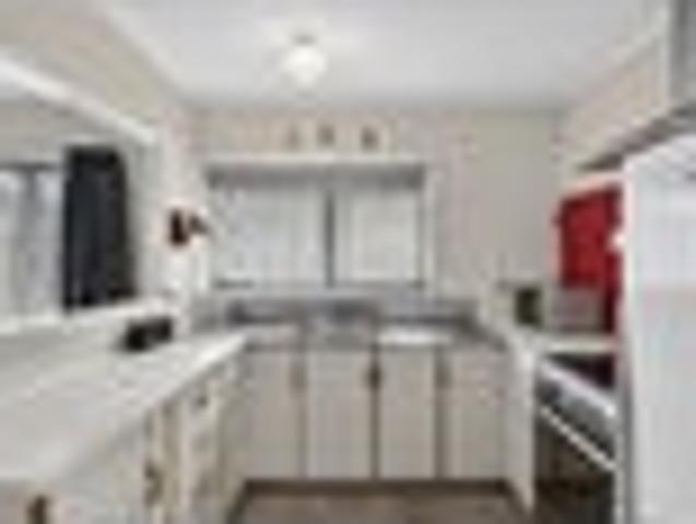 Apartment for sale in Hillsborough, Taranaki