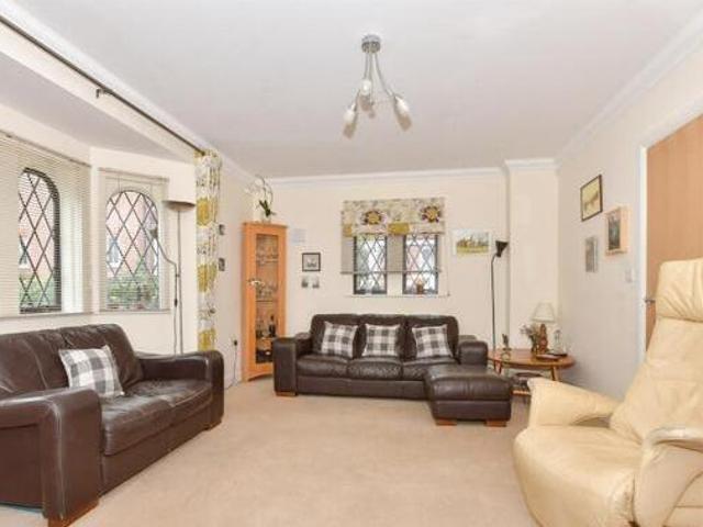 House for sale in The Bridge, Kent