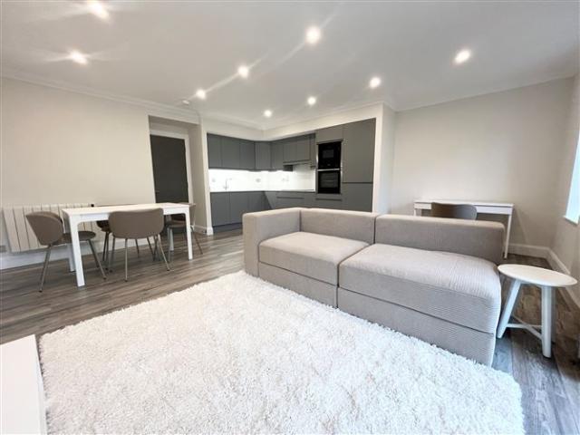 Apartment to rent in Bluebell, North Tipperary