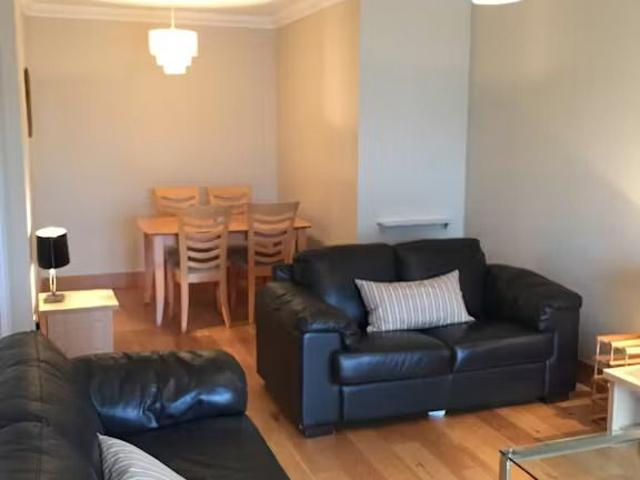 Apartment to rent in Bluebell, North Tipperary