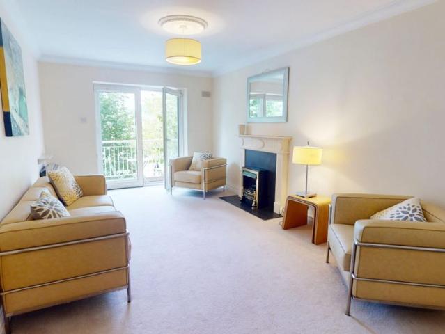 Apartment to rent in Bluebell, North Tipperary