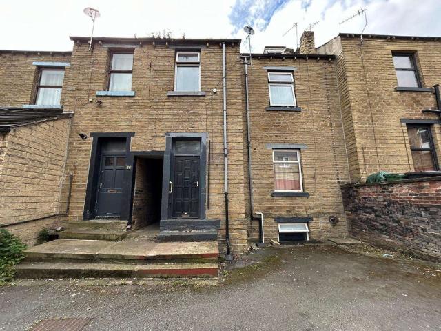 Room for rent in Highfields, Huddersfield