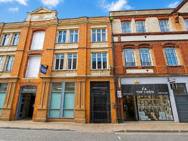 Apartment for rent in Red Hill, Worcestershire