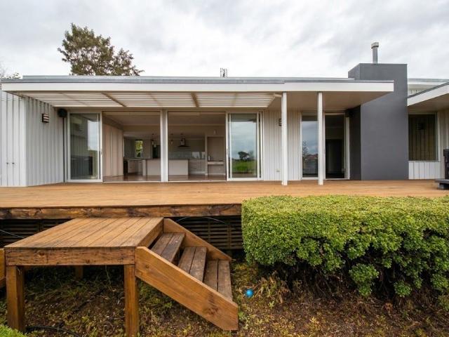 House for rent in Awhitu, Oroua County