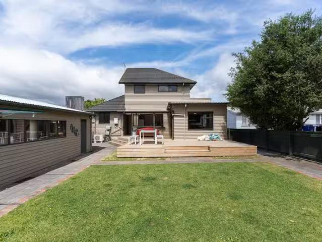House for sale in Pauatahanui, Wellington