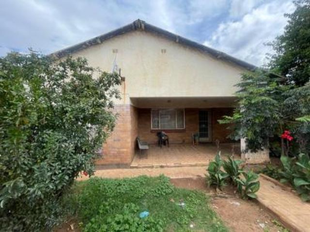 House for sale in Vosloorus, Gauteng