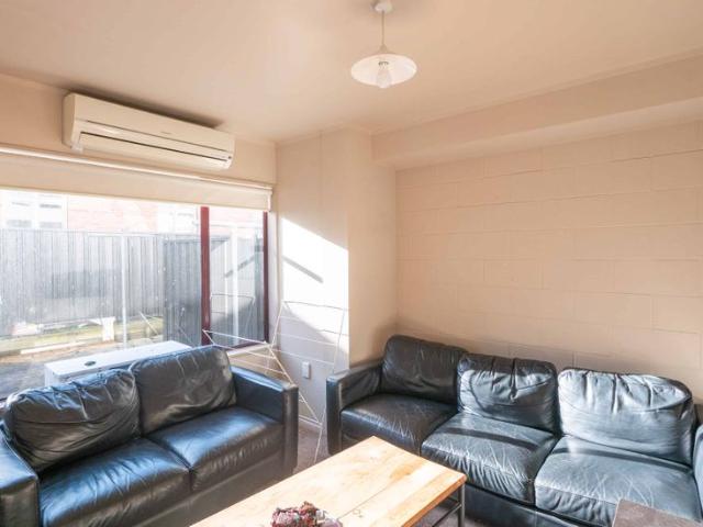 House for rent in Otakou