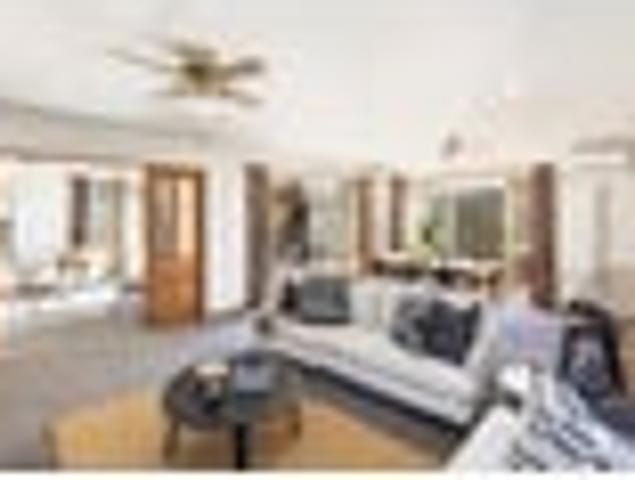 House for sale in Chaslands, Canterbury