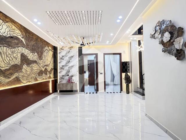 House for sale in لاہور, لاہور ڈویژن