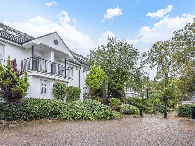 House for rent in London Borough of Lewisham, Greater London