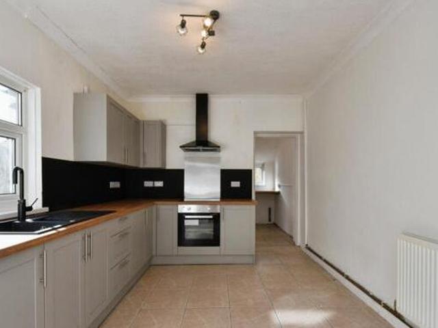 House for sale in Llanelli, Sir Gaerfyrddin / Carmarthenshire
