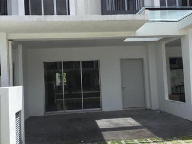 Terraced House for sale in Tanjong Sepat, Selangor