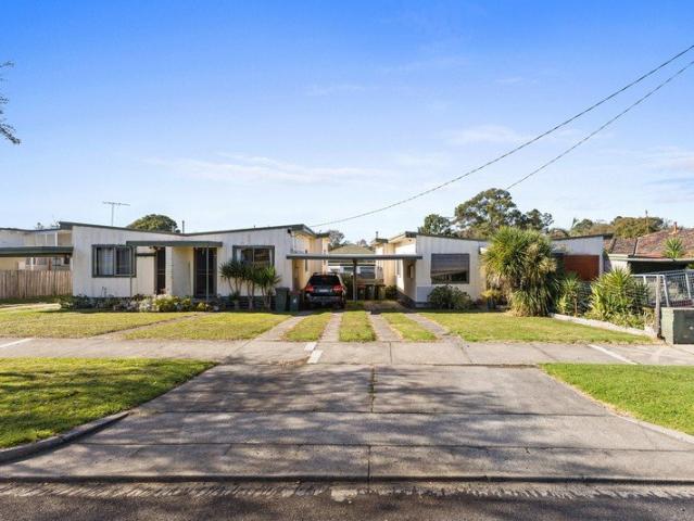 Flat for sale in Traralgon, Victoria