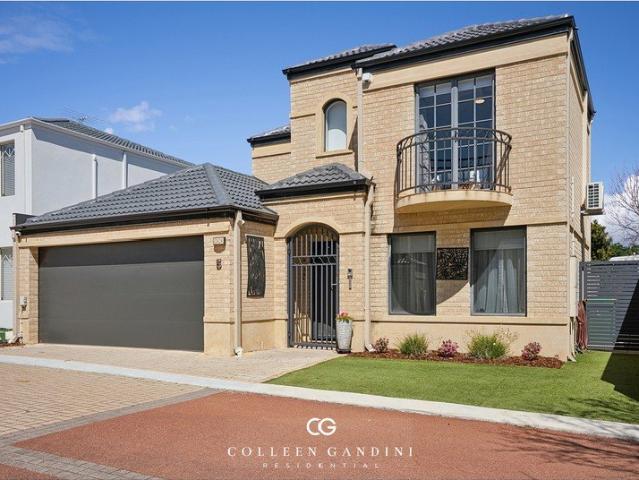 Townhouse for sale in Applecross, Western Australia