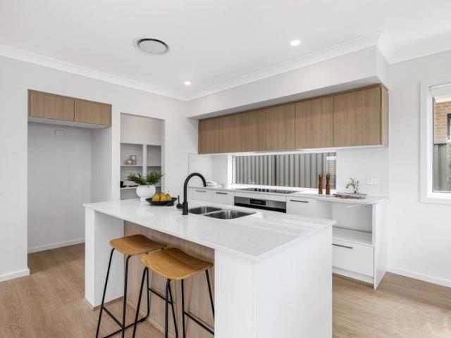Cottage for sale in Sydney, New South Wales
