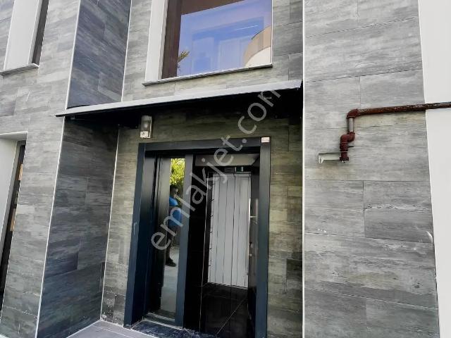 Çelebi Mahallesi, Güzelbahçe içerisinde satılık Villa