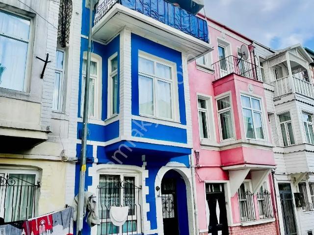 İstanbul Merkez, İstanbul içerisinde satılık Bina