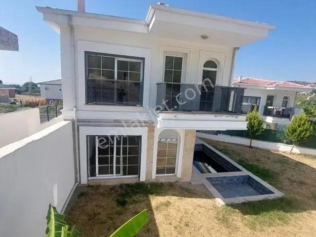 Davutlar Mahallesi, Kuşadası içerisinde satılık Villa