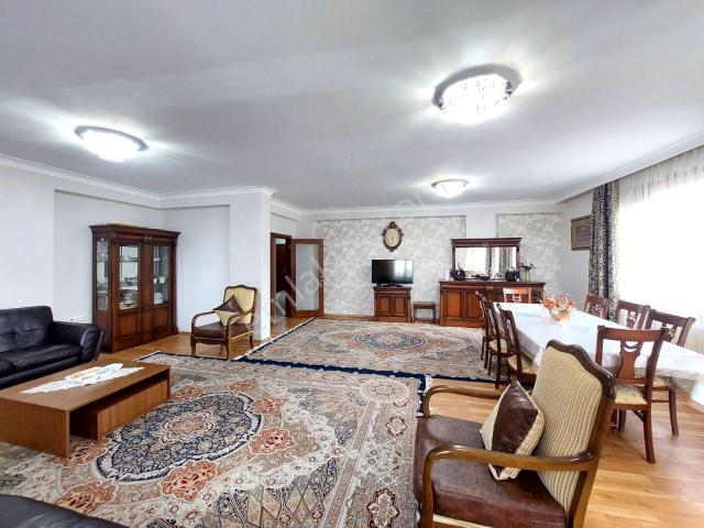 Çankaya, Ankara içerisinde satılık mülk